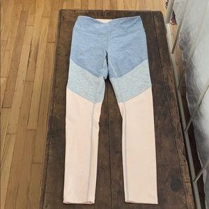 Outdoor voices 7/8 springs leggings